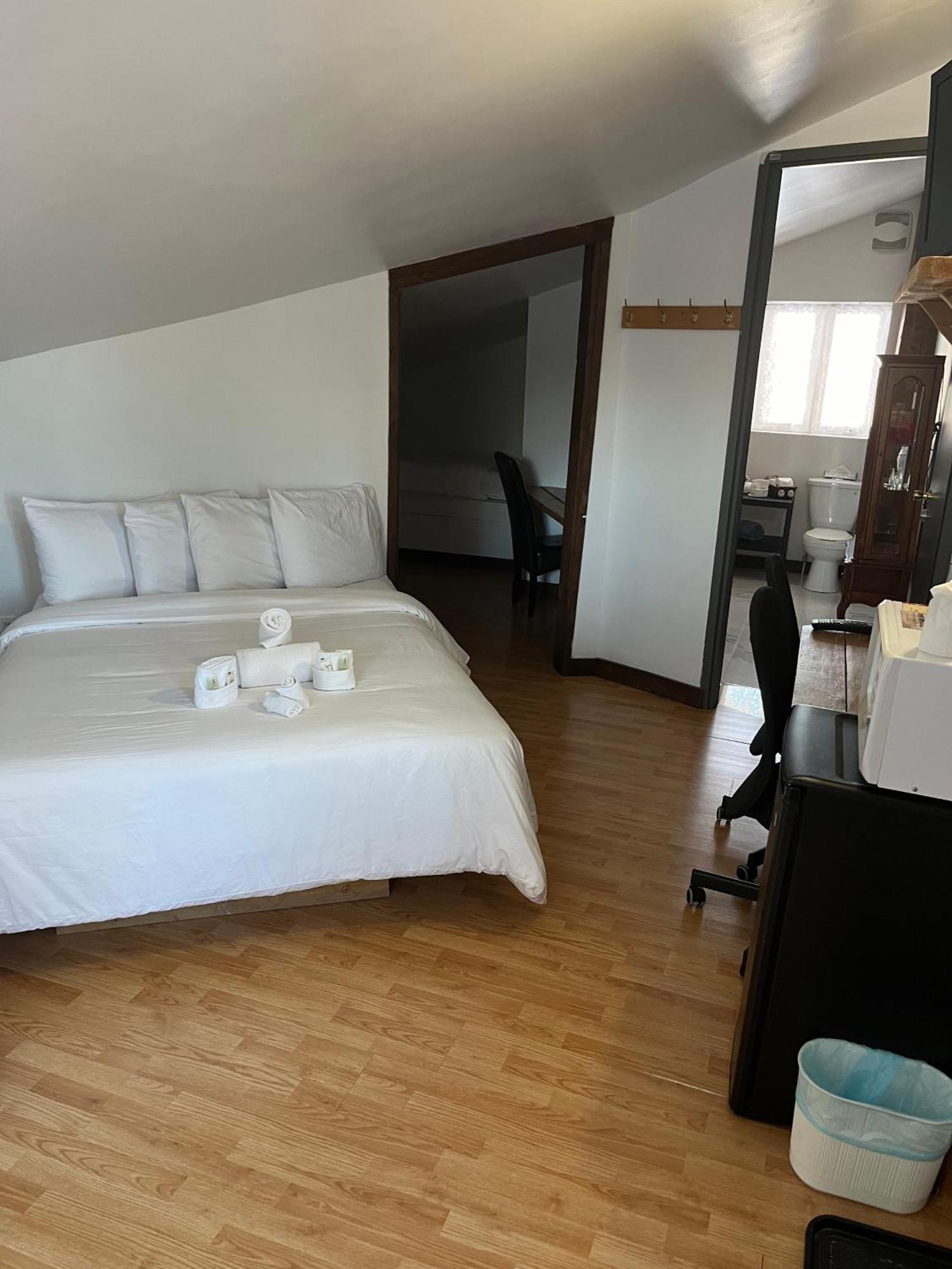 Auberge De Ferme-Neuve Lac-Saint-Paul Zewnętrze zdjęcie